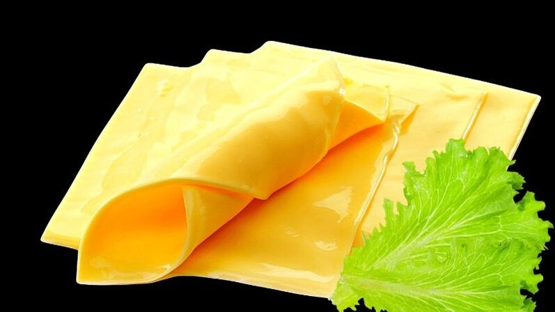 O queixo procesado está prohibido na dieta de kefir