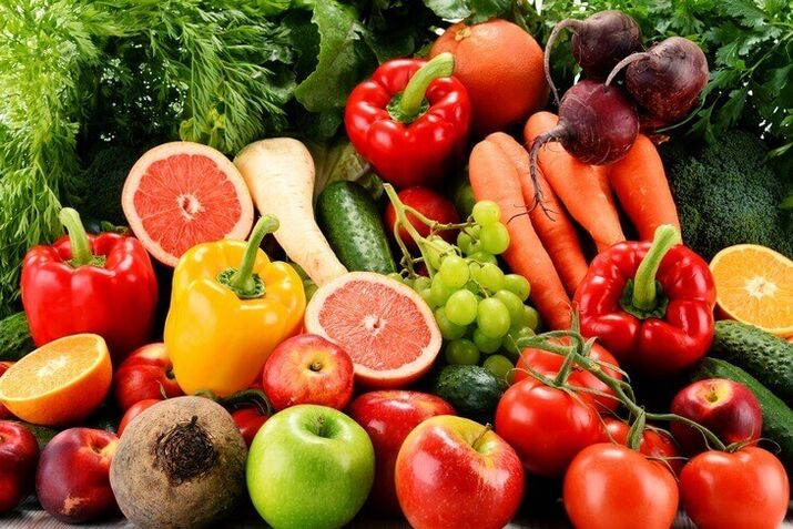 A súa dieta diaria de perda de peso pode incluír a maioría das verduras e froitas